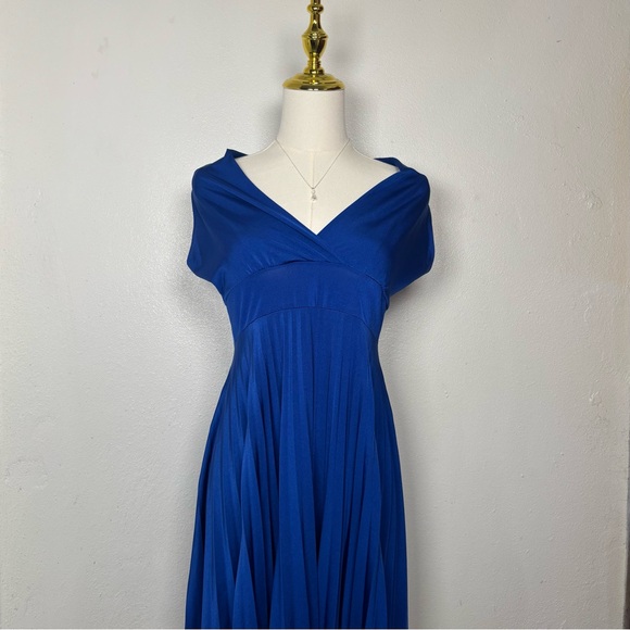 Dresses & Skirts - y2k flowy royal blue midi pleated dress short sleeve ruffles classy timeless